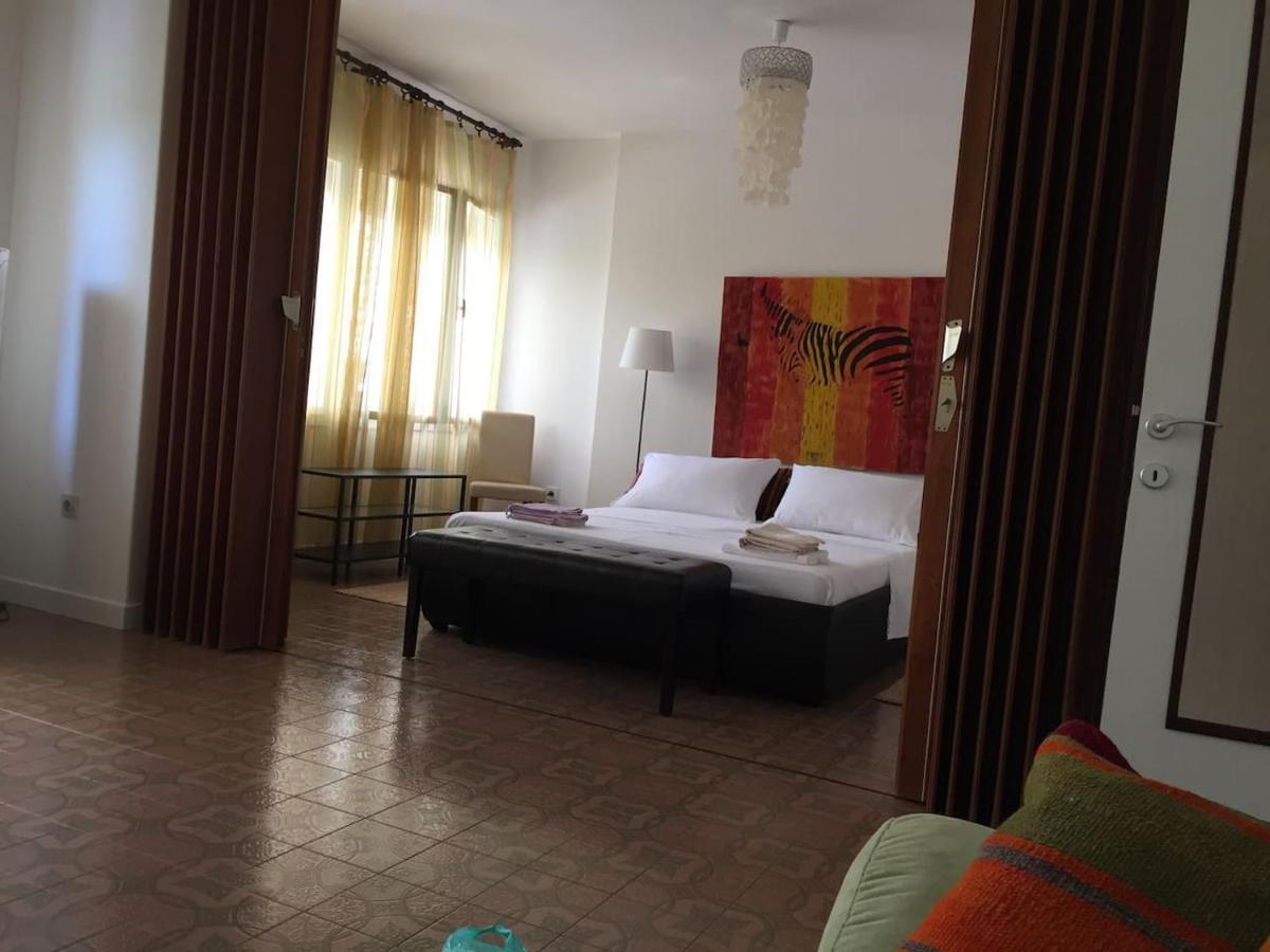 Domic ,Two Bedrooms Whit Large Terrace Нівице Екстер'єр фото