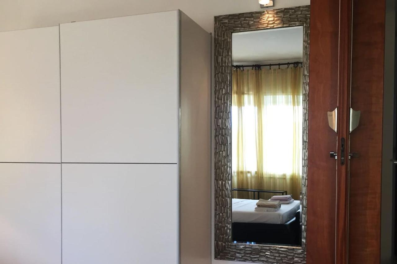 Domic ,Two Bedrooms Whit Large Terrace Нівице Екстер'єр фото