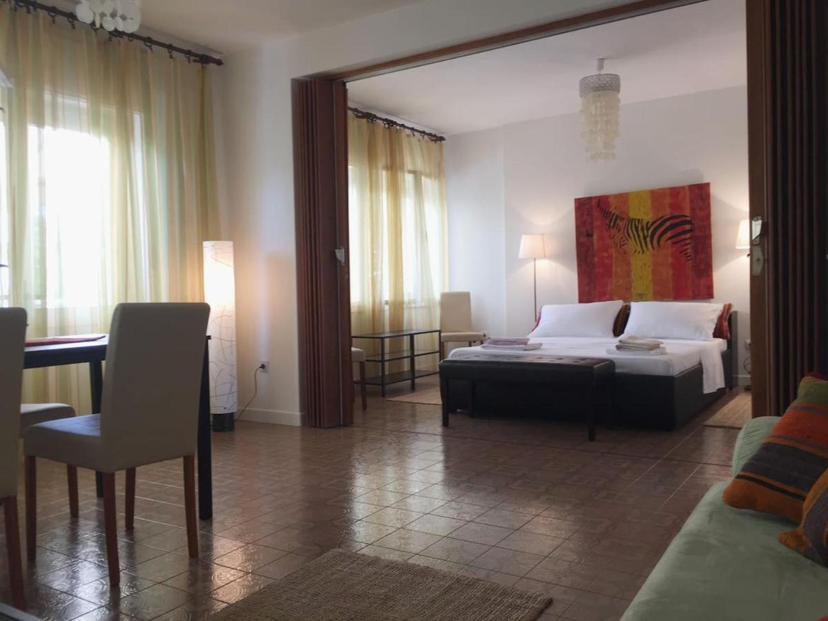 Domic ,Two Bedrooms Whit Large Terrace Нівице Екстер'єр фото