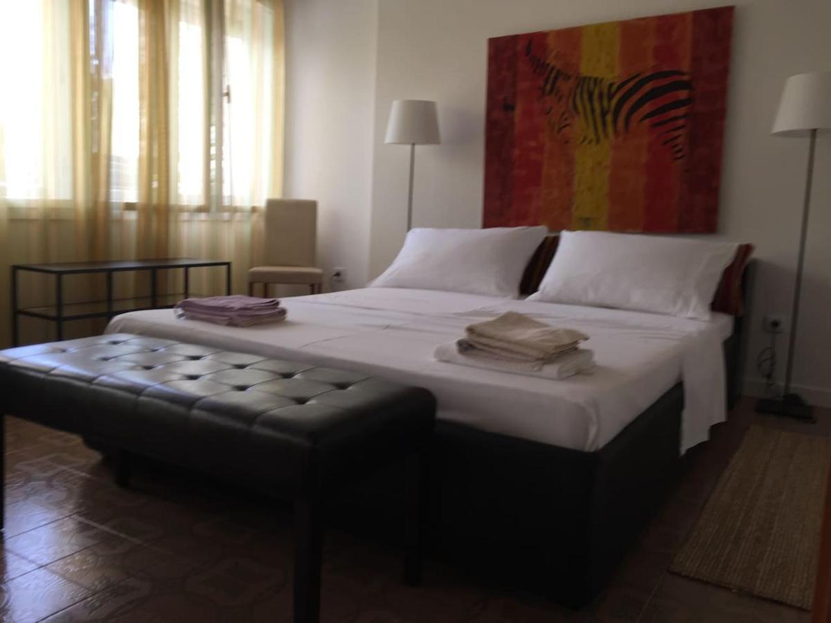 Domic ,Two Bedrooms Whit Large Terrace Нівице Екстер'єр фото